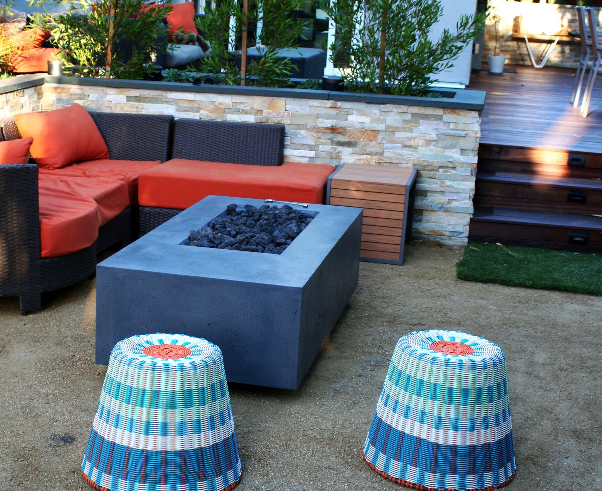 Modern Fire Lounge